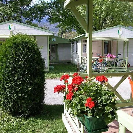 Camping-restaurant Du Botza Parque de Campismo *
