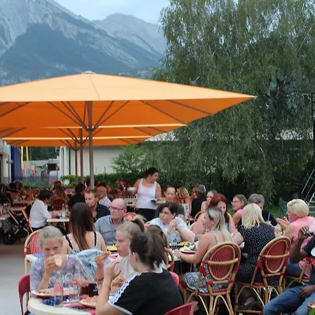 Campingplatz Camping-restaurant Du Botza Vétroz