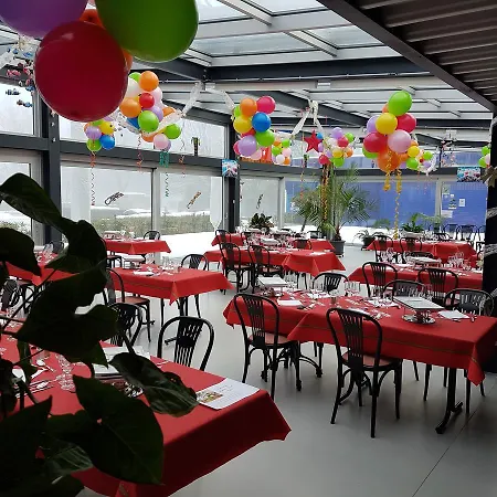 Campingplatz Camping-restaurant Du Botza Vétroz